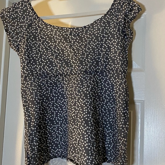 J.Crew Gray with White Polka Dots top - Picture 2 of 4
